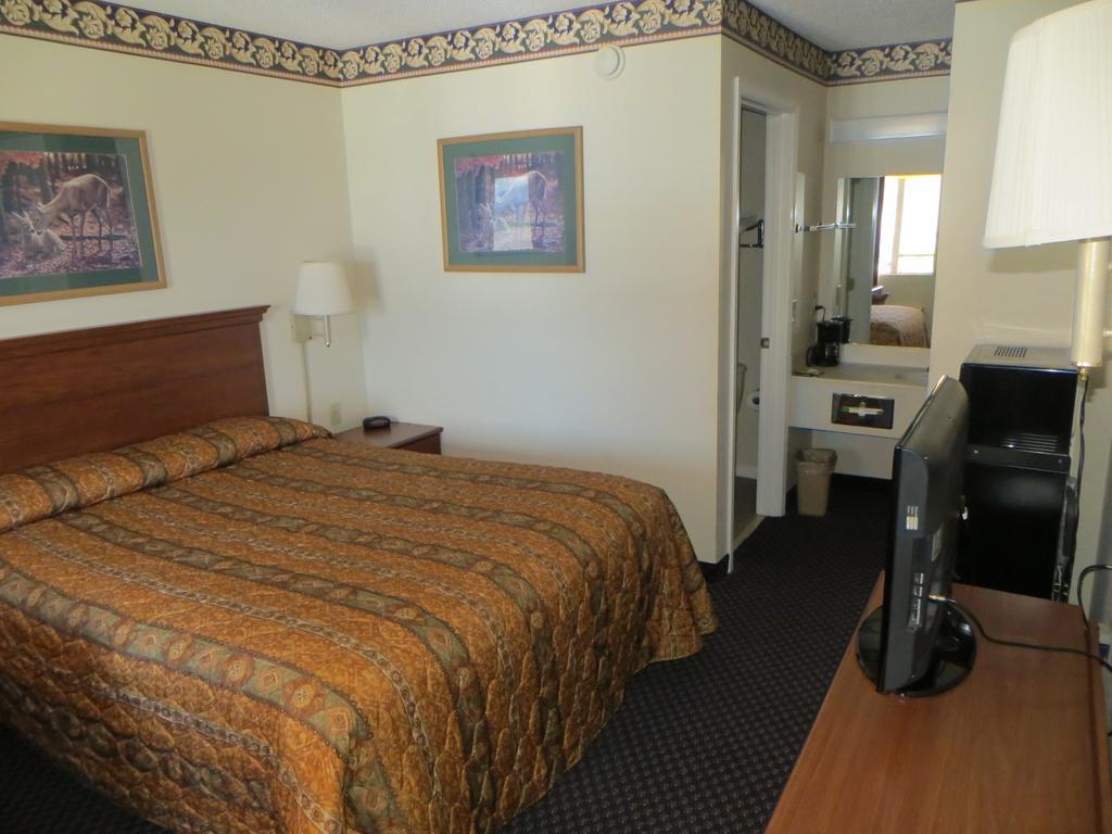 Clairmont Inn Jasper Ngoại thất bức ảnh