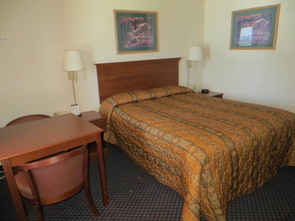 Clairmont Inn Jasper Ngoại thất bức ảnh